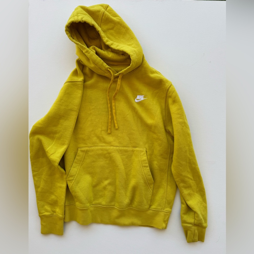 Vintage/ Retro Nike Yellow Hoodie